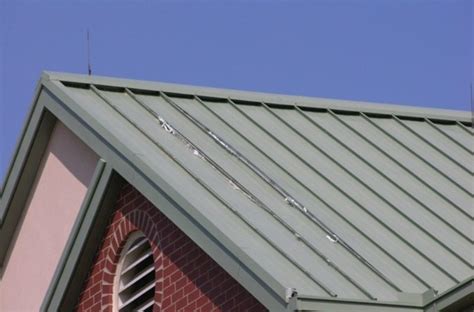 do houses with metal roofs get struck by lightning|metal roof lightning rods.